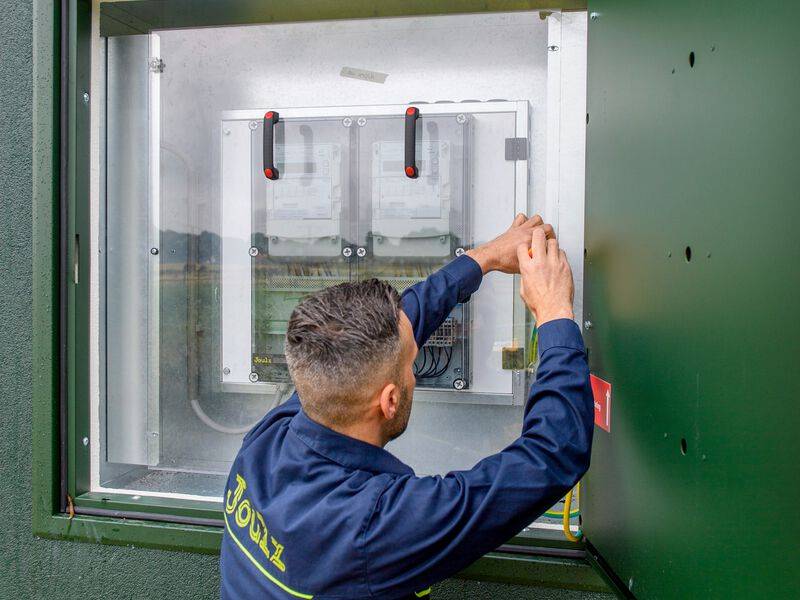 Wat is grootverbruik en wat zijn erkende meetbedrijven?